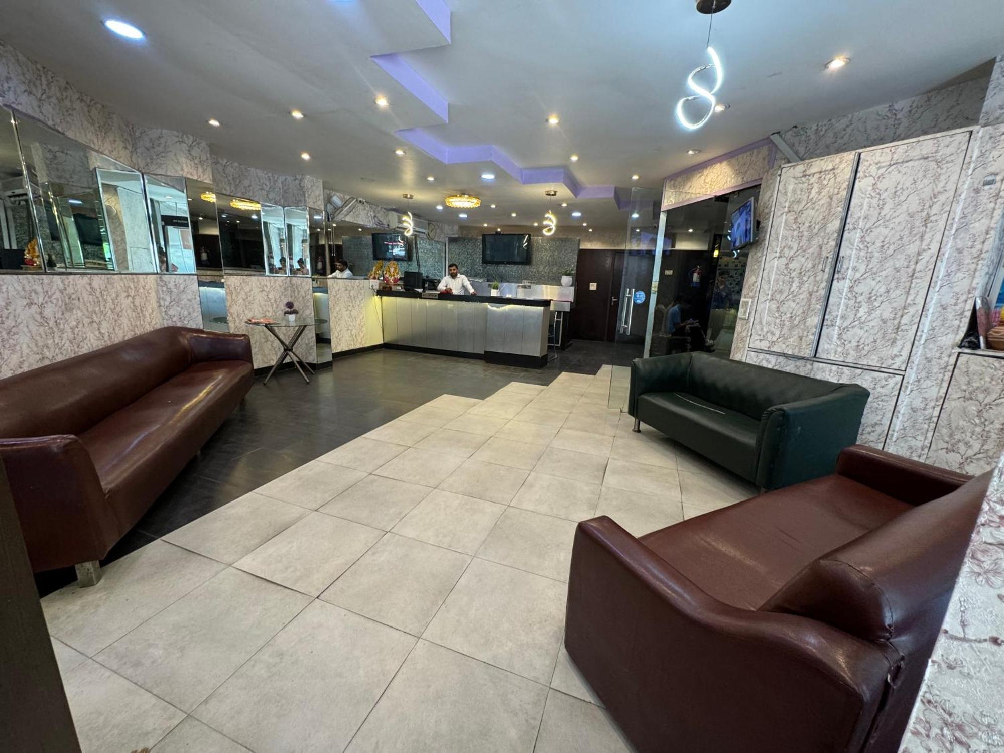 ניו דלהי Airport Hotel Port View מראה חיצוני תמונה