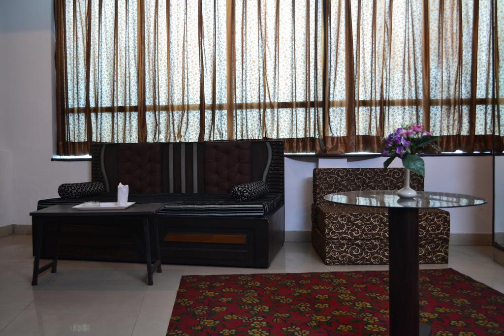 ניו דלהי Airport Hotel Port View מראה חיצוני תמונה