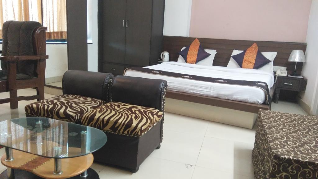 ניו דלהי Airport Hotel Port View מראה חיצוני תמונה