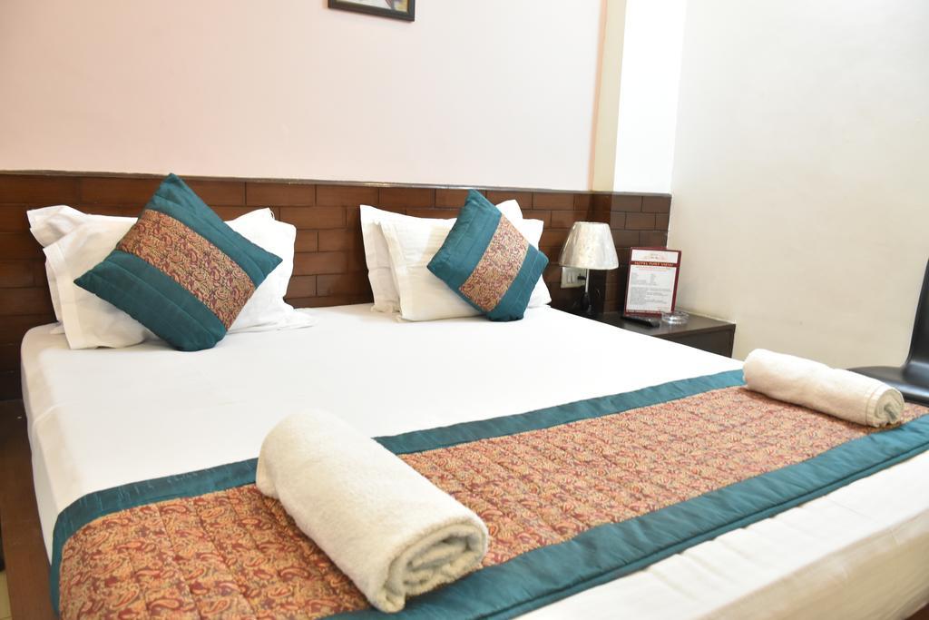 ניו דלהי Airport Hotel Port View מראה חיצוני תמונה