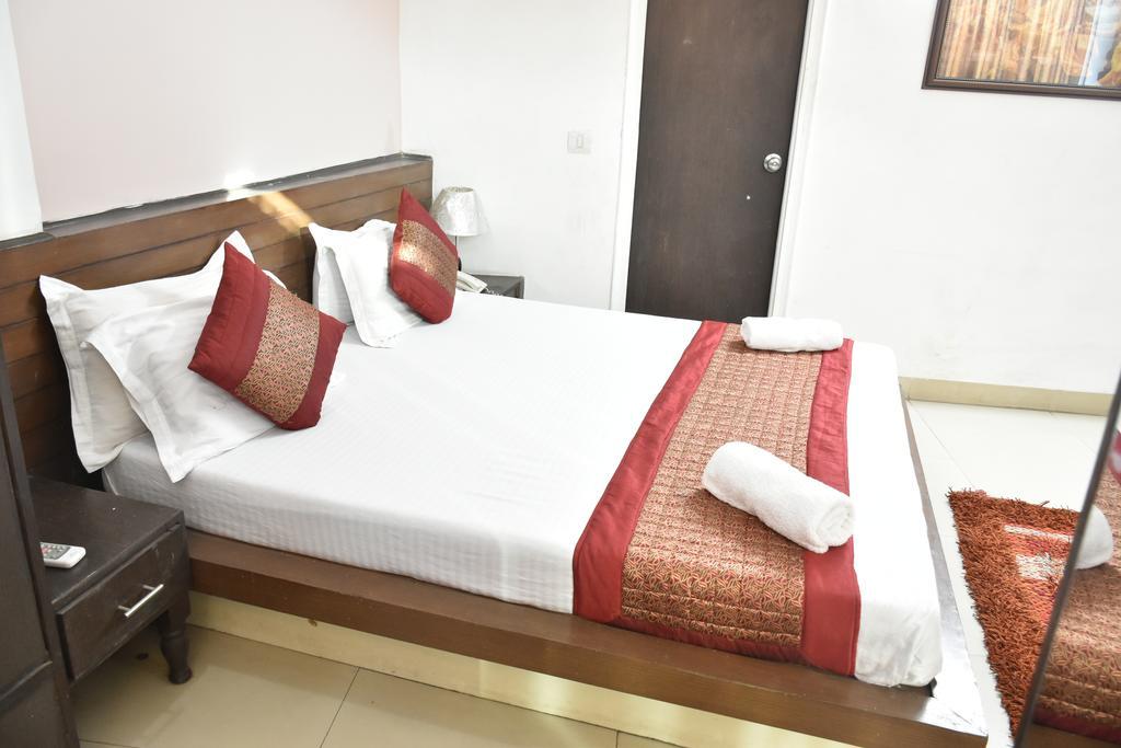 ניו דלהי Airport Hotel Port View מראה חיצוני תמונה