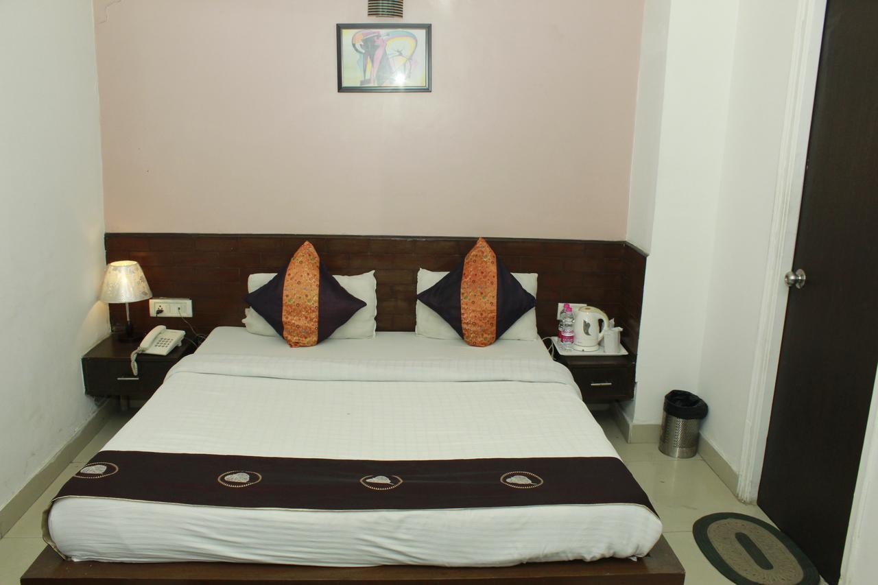 ניו דלהי Airport Hotel Port View חדר תמונה
