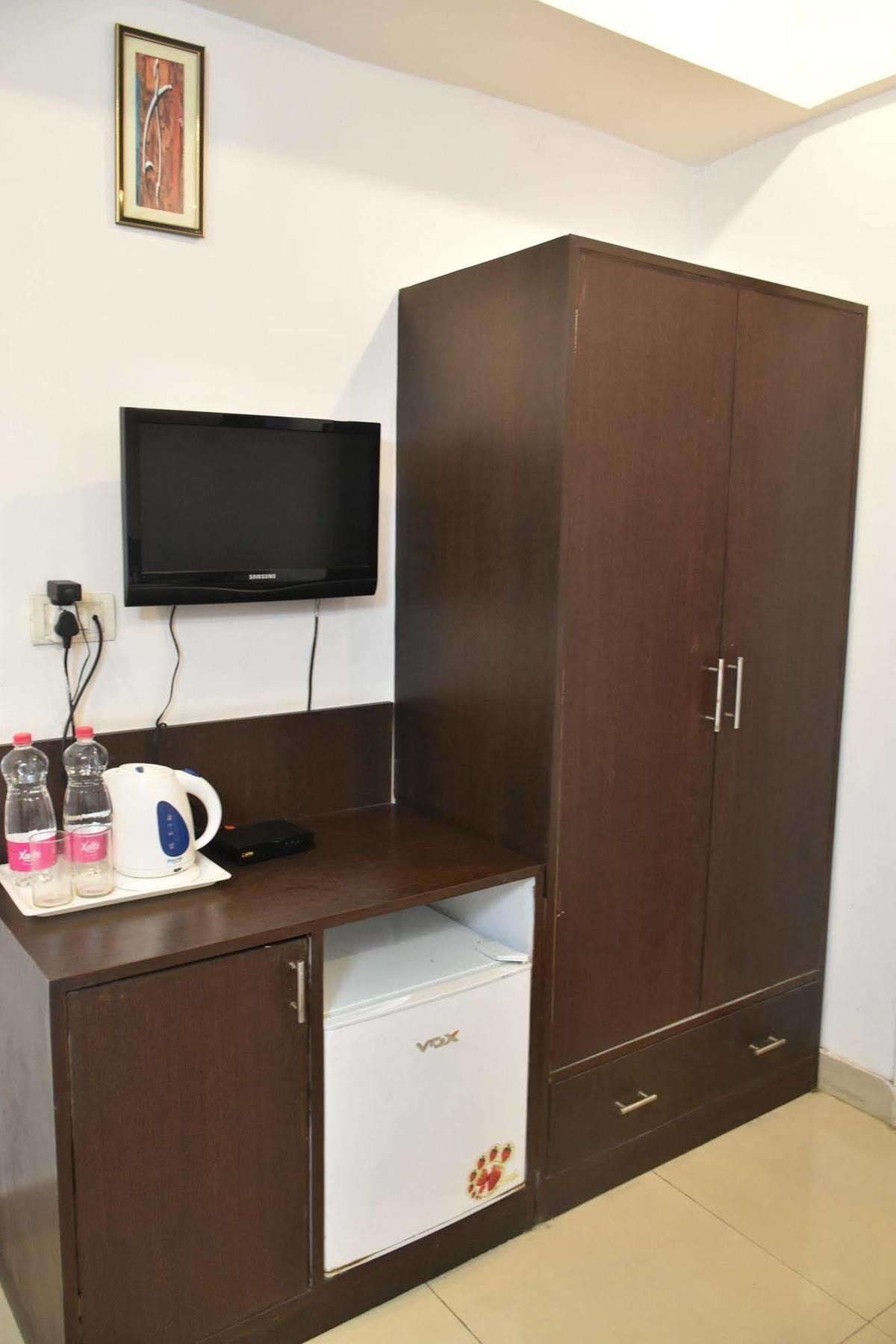 ניו דלהי Airport Hotel Port View מראה חיצוני תמונה